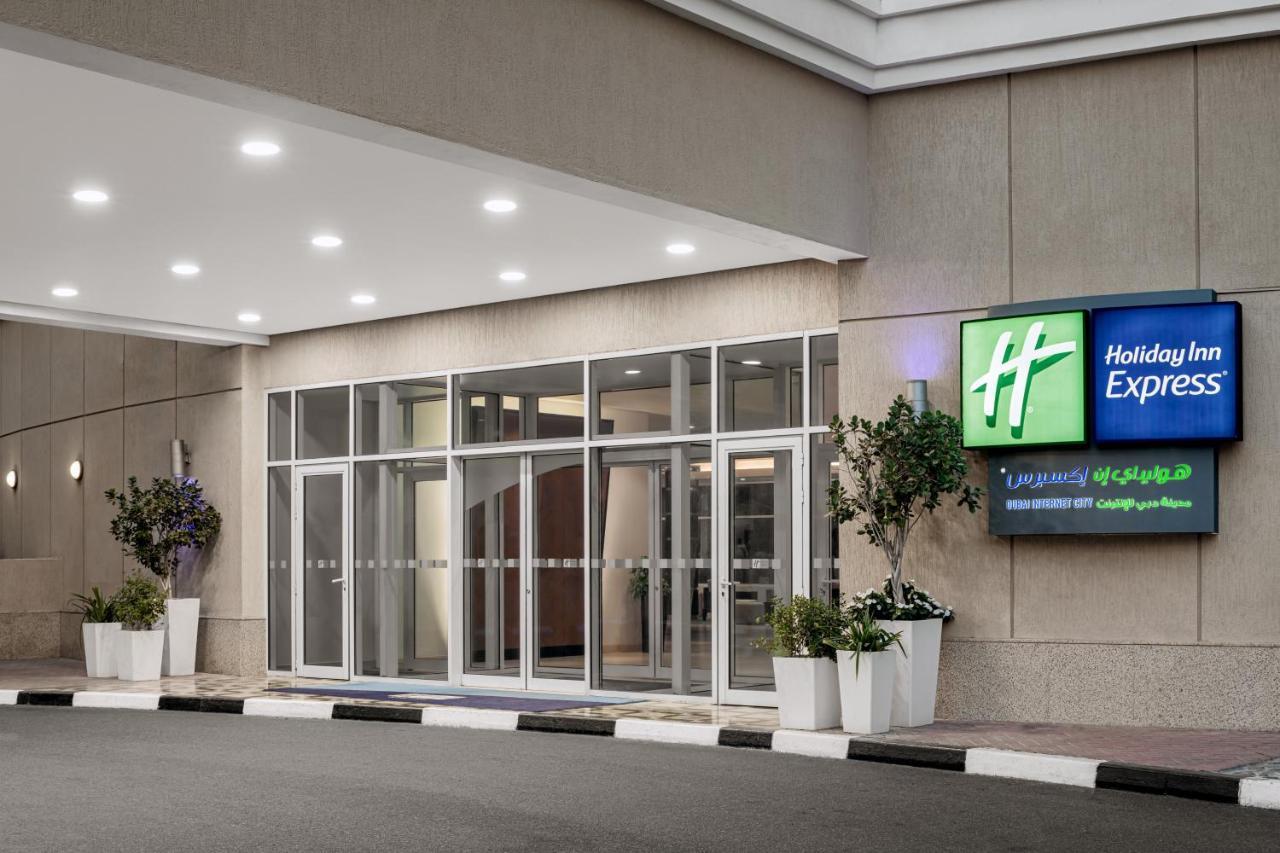 Express Internet By Ihg Отель Дубай
